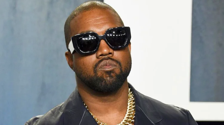 Cancelan concierto de Kanye West por apología nazi en Surcorea