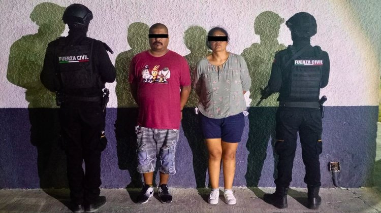 Cae pareja tras amenazar a conductor por aplicación en Monterrey