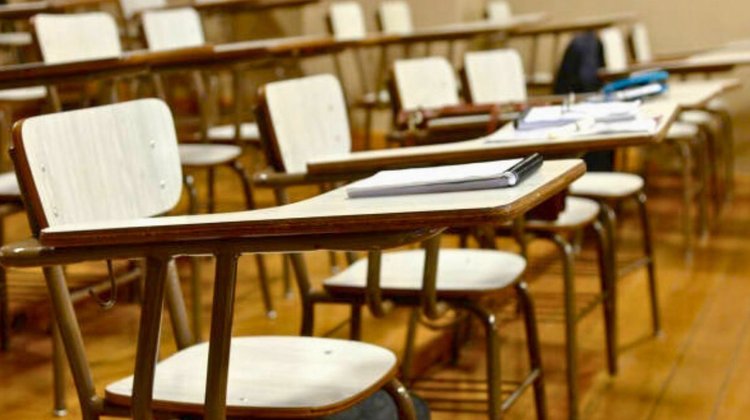 Muere alumna de 12 años tras defender a su hermana de bullying