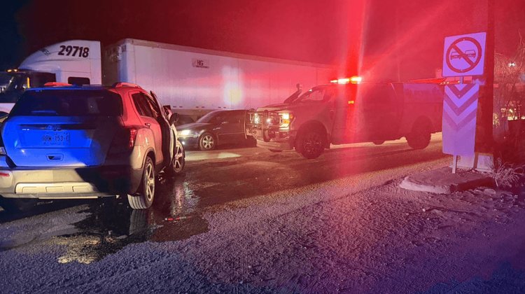 Hombre resulta lesionado tras estrellarse sobre Autopista Reynosa