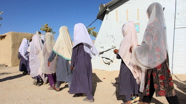 Los talibanes autorizan el matrimonio infantil hasta la pubertad