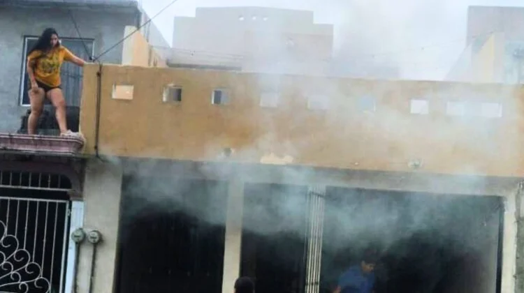 Se salvan de morir madre y sus hijas durante incendio en Altamira