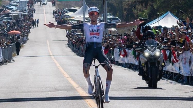 Isaac del Toro conquista el Nacional de Ruta 2025 en Ensenada