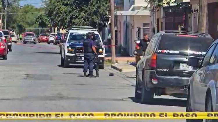 Rafaguean domicilio en Linares y dejan arma tirada