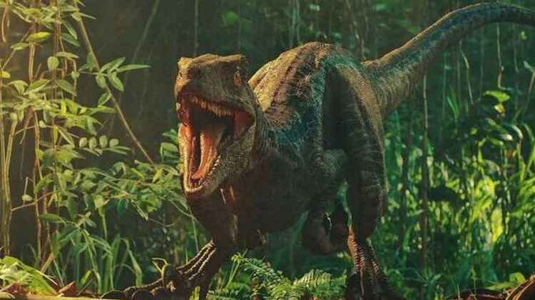 'Jurassic World' arrasa en su estreno en taquilla con 318.3 MDD