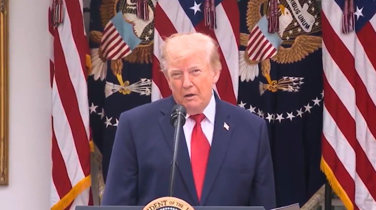 Trump insiste en que carteles de la droga controlan a México