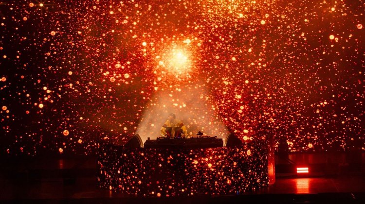 Conquista Tiësto a miles de fans en la Arena Monterrey
