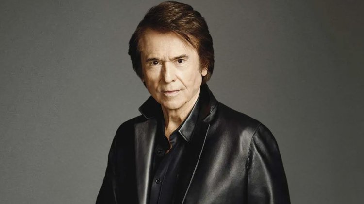 Raphael brilla como Persona del Año en los Latin Grammy 2025