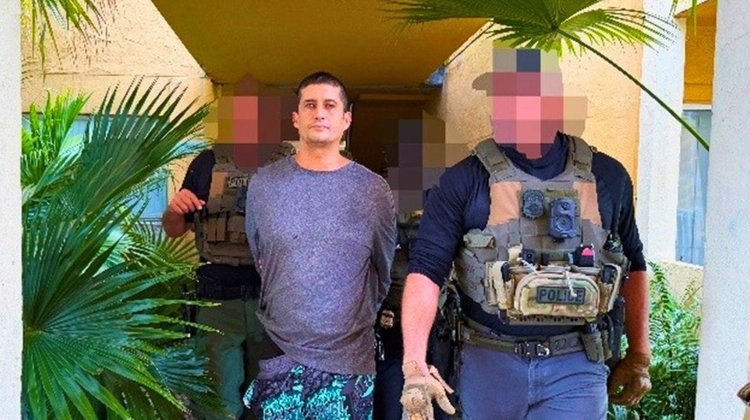 Cae colombiano que se hacía pasar por agente del ICE en Florida