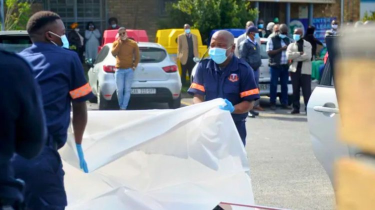 Profesor mata a tiros a tres maestras en una escuela en Sudáfrica