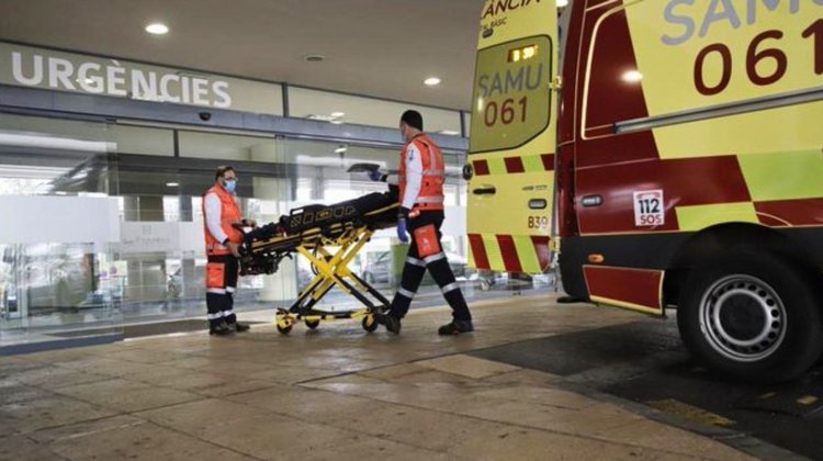 Sobrevive adolescente tras caer del séptimo piso de un edificio