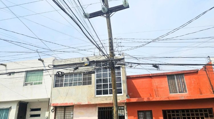 Joven electrocutado en Santa Catarina se reporta estable