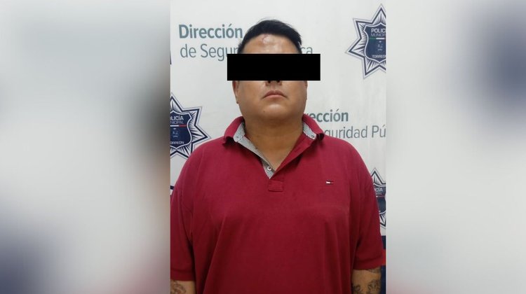 Agrede a esposa y a policías que buscaban rescatarla en Torreón