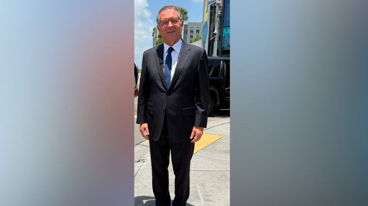 Presidente de Portugal destaca unión y esperanza en el deporte