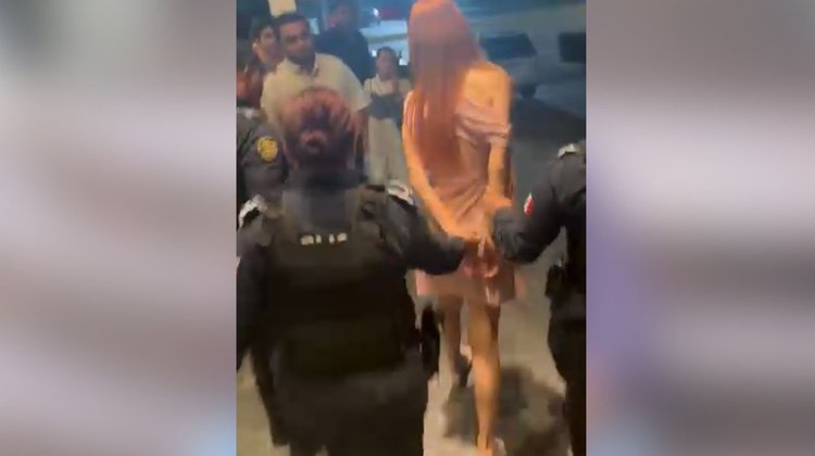 Detienen a mujer por desviar dinero de graduación en Juárez
