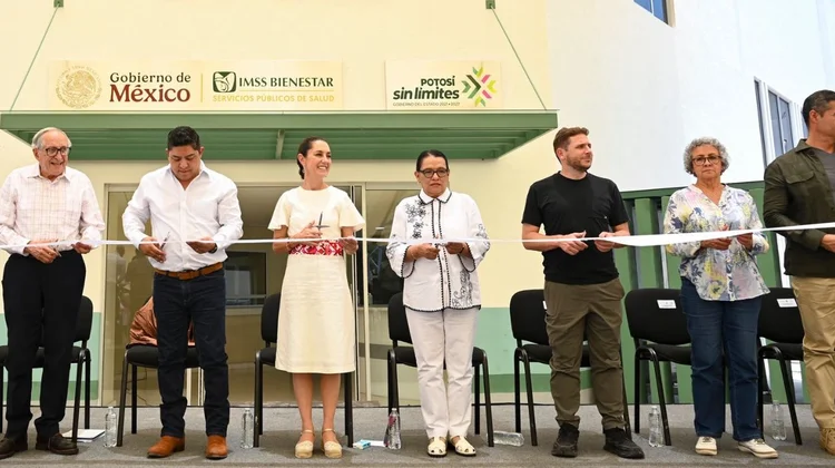 Inaugura Sheinbaum nueva torre del Hospital Rioverde en SLP
