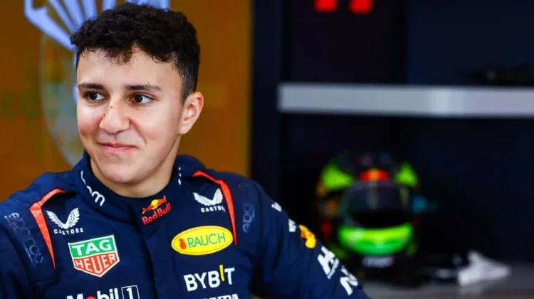 Isack Hadjar renueva su contrato con Red Bull hasta 2027