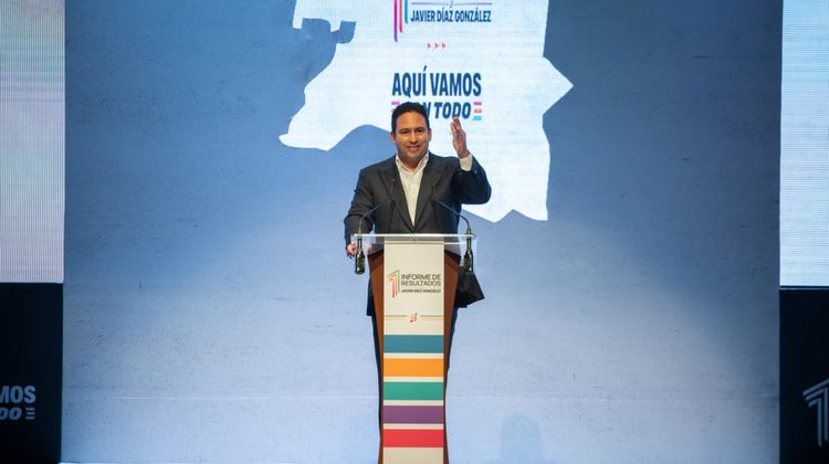 Comparte Javier Díaz avances de su primer año de administración