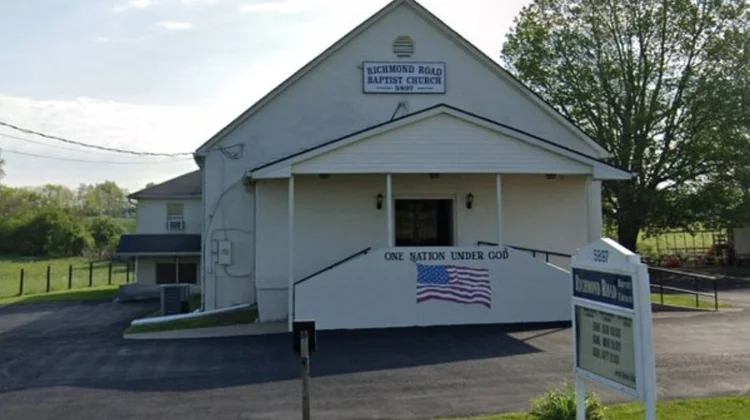 Mueren dos mujeres tras tiroteo en Kentucky; autor fue abatido