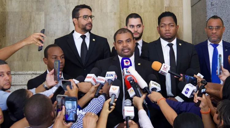 Pide Fiscalía dominicana prisión al dueño de discoteca 'Jet Set'
