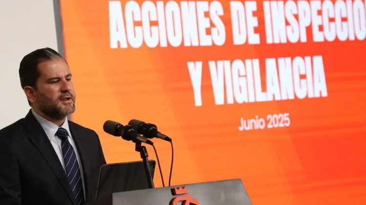 Programan limpieza en 'Las Sabinitas' por acumulación de basura