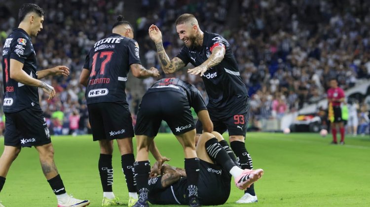 Rayados 'espanta' al Toluca cuando juega en Monterrey
