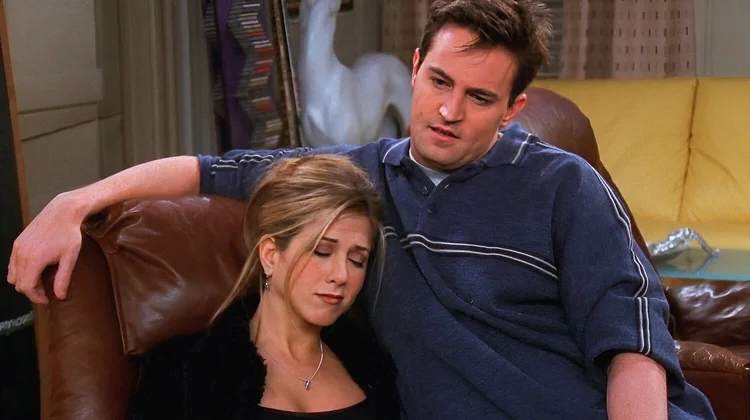 Subastarán recuerdos de Matthew Perry para apoyar recuperación