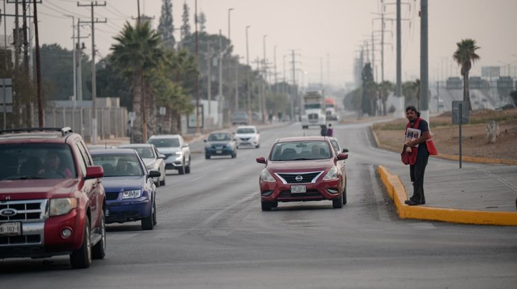 Reducen tiempos de espera con nueva adecuación vial en Fundadores