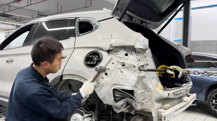 Autos chinos tardan meses; ropa llega en semanas