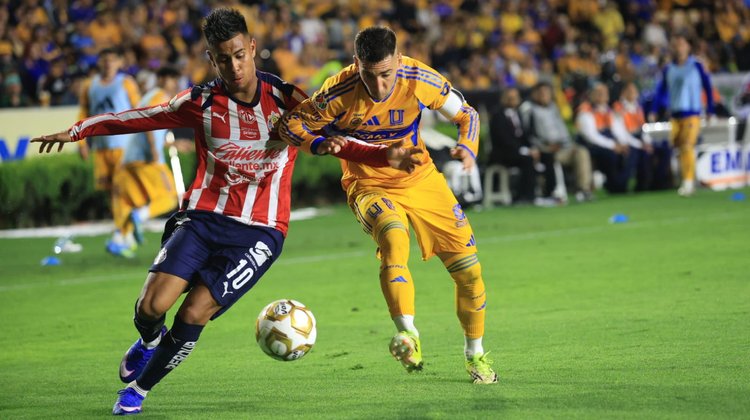Tigres suma siete años sin perder contra Chivas de visita