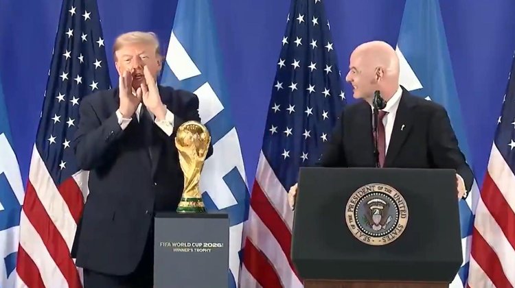 Trump respalda a Infantino y lanza advertencia