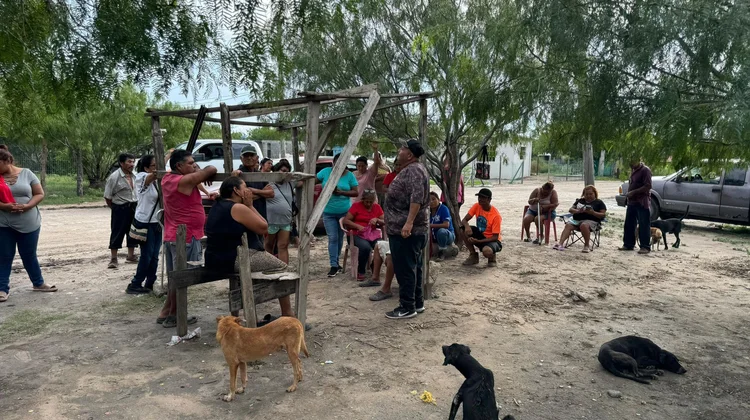Denuncian invasores de terrenos en Matamoros fraude