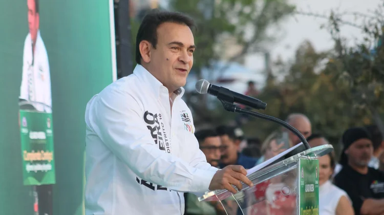 Álvaro Moreira: El trabajo de un diputado debe ser constante