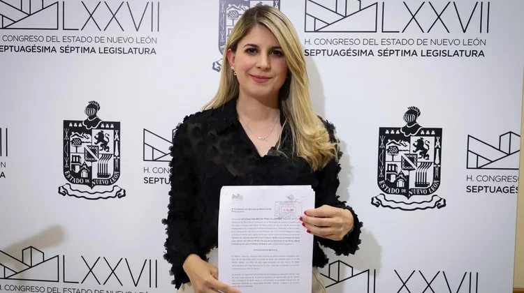 Proponen obligar a hospitales a denunciar embarazos infantiles