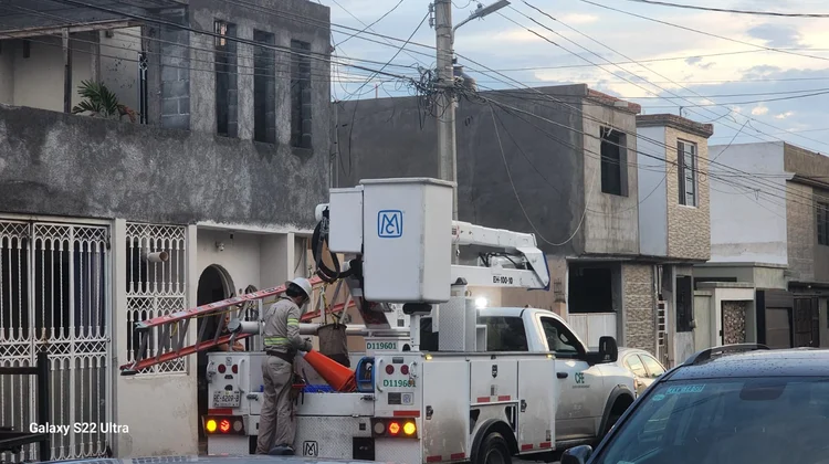 Tormenta eléctrica deja sin luz a varias colonias de Saltillo
