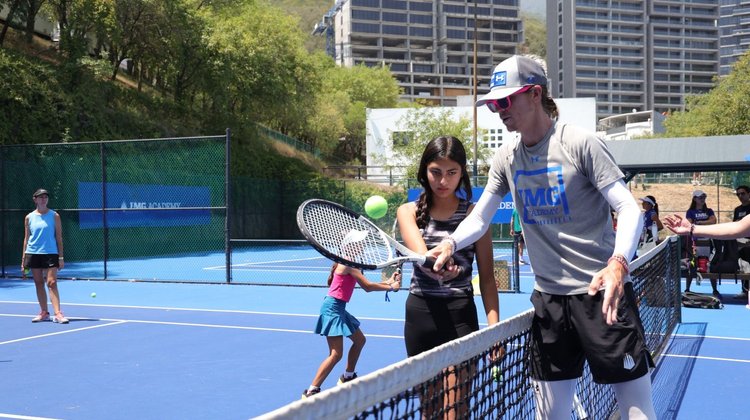 Con más de 500 niños, celebran el 'Kids Day' del Abierto GNP