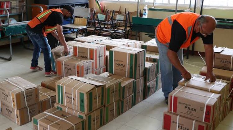 Listas escuelas de Saltillo para la entrega de libros de texto