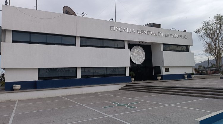 FGR asegura 47 mil litros de hidrocarburo y droga