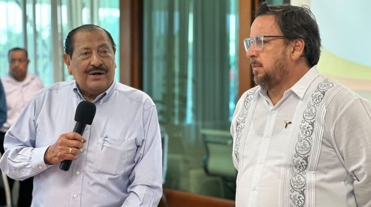 Sindicato de maestros de Tamaulipas expone carencias en salud