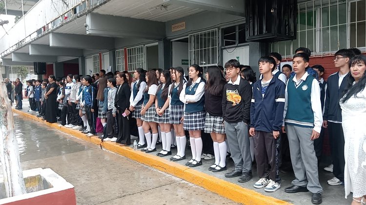 Secundaria Técnica 56 en saltillo celebra su 40 aniversario