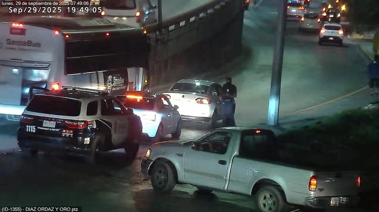 Recupera Policía de San Pedro auto robado; hay un detenido