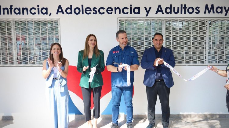 Inaugura Monterrey defensoría de infancias y adolescentes