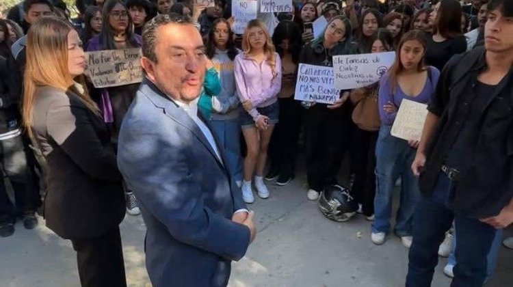 Expulsan a estudiante acusado de espiar a compañeras en la UTC