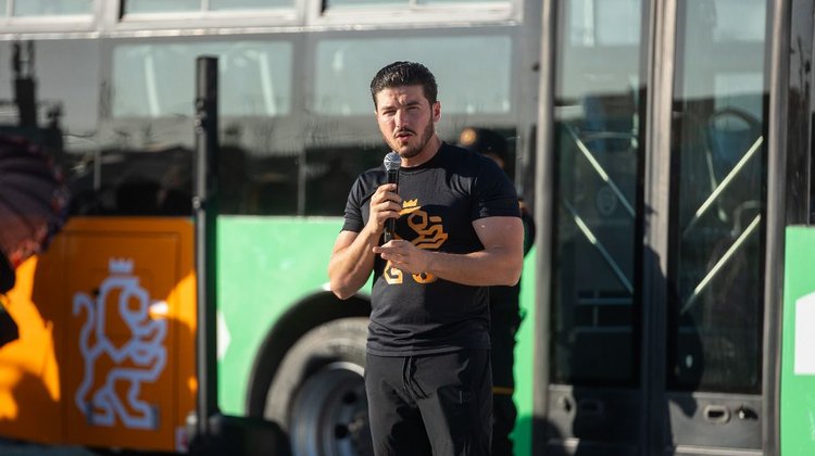 Entrega gobernador 30 unidades para conectar Escobedo y El Carmen