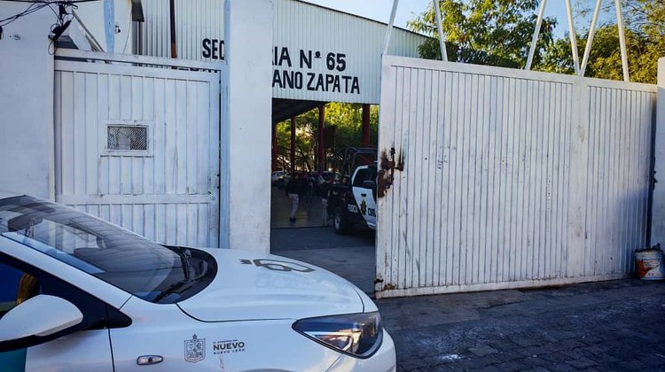 Moviliza reporte de alumno con arma de fuego en Secundaria de Mty