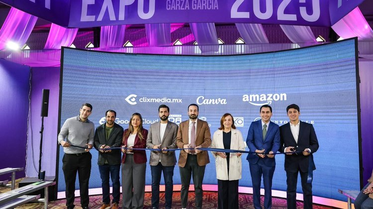 Impulsa San Pedro con expo a jóvenes emprendedores