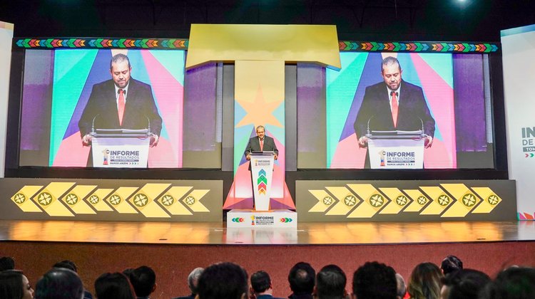 Rinde Tomás Gutiérrez su Primer Informe respaldado de gobernador