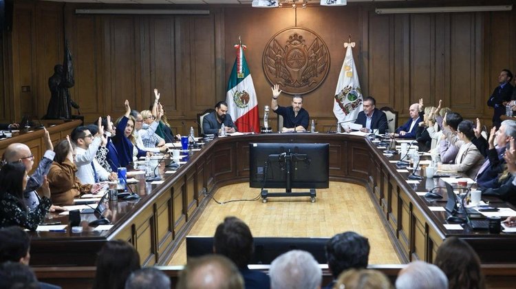 Desechan presupuestos de Monterrey y Guadalupe por incluir deuda