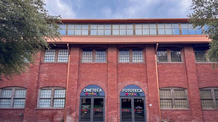 Whats_App_Image_2025_12_19_at_1_04_10_AM_c68d06e0fb