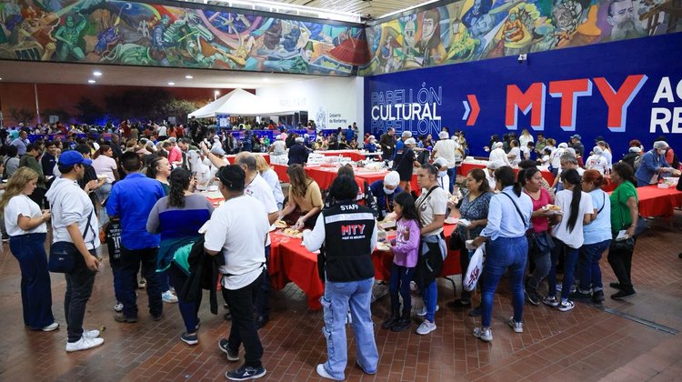 Reúne Monterrey a 7,000 personas en la 'Regia Rosca Mundialista'